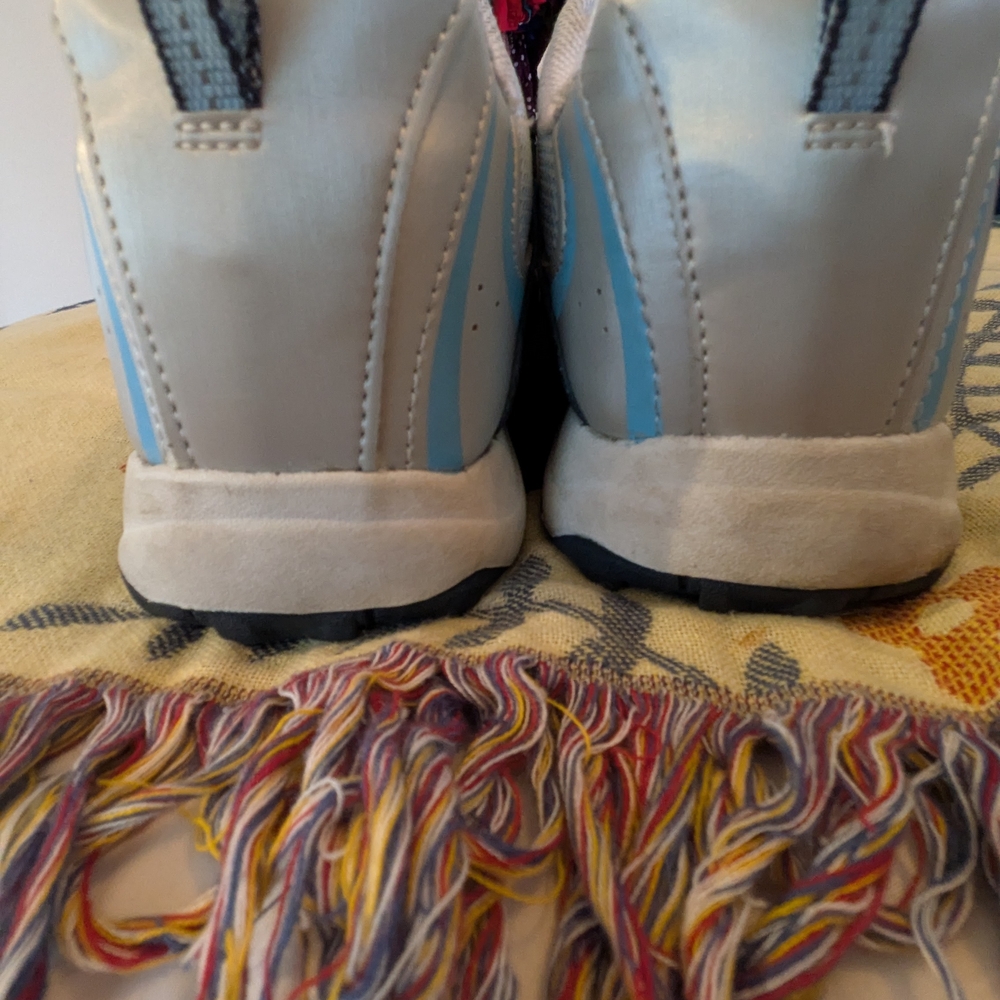 Cross Trekkers Running Shoes in Light Blue and White, Women's 12 - Picture 4 of 10